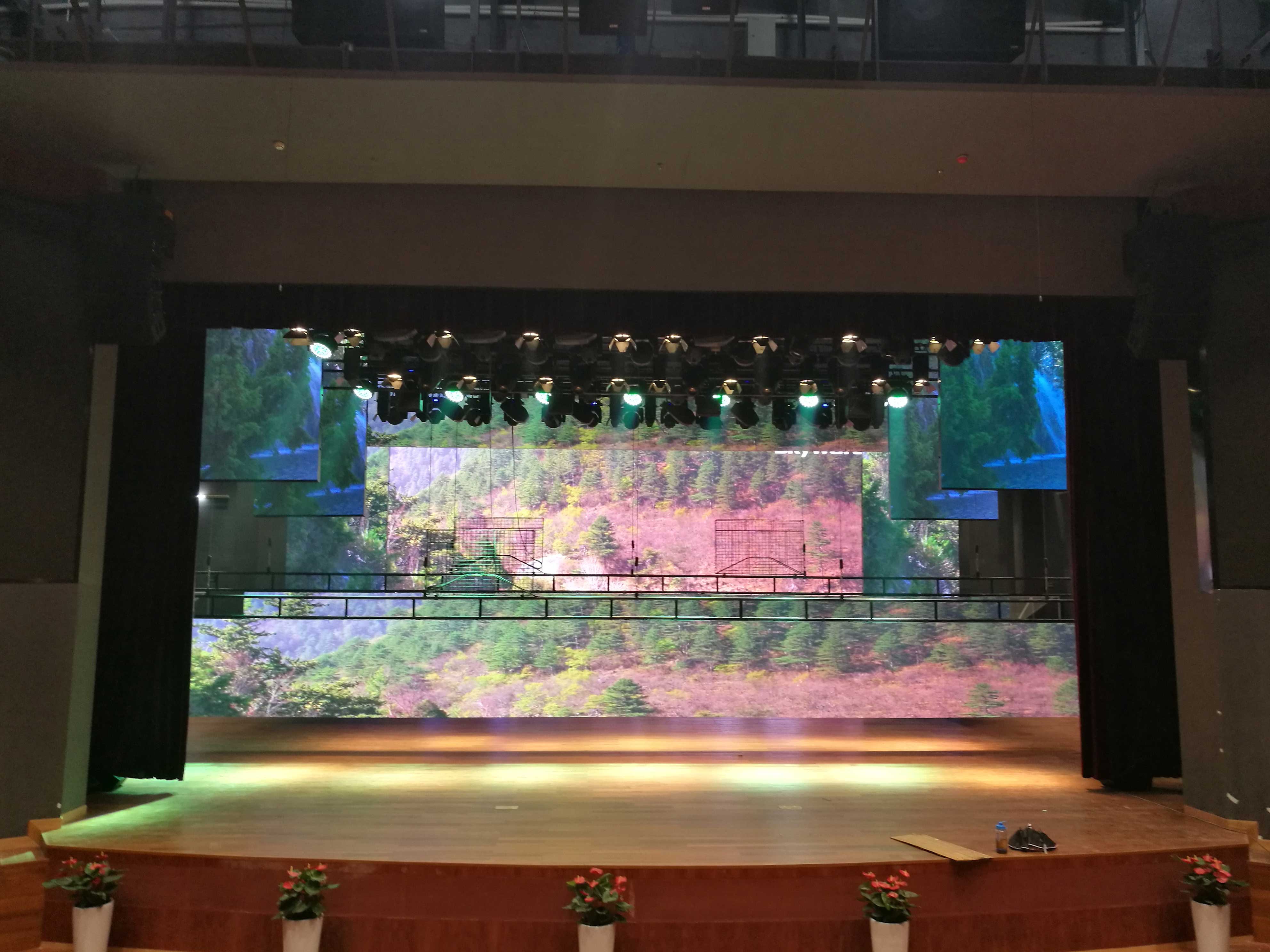 室內LED<a href=http://www.aqlfk.com/zulinping/ target=_blank class=infotextkey>租賃屏</a>案例